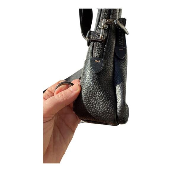 Coach Gotham Pack Leather Sling Crossbody - Picture 4 of 9